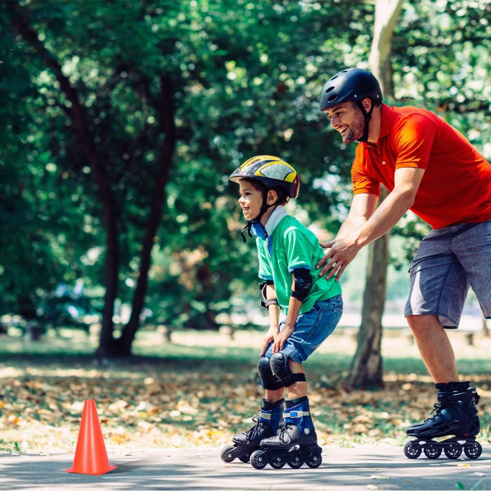 9 Inch Orange Traffic Cones, Plastic Sports Cones, Soccer Training Cones for Outdoor Activity & Festive Events (Sets of 10/15/ 20)